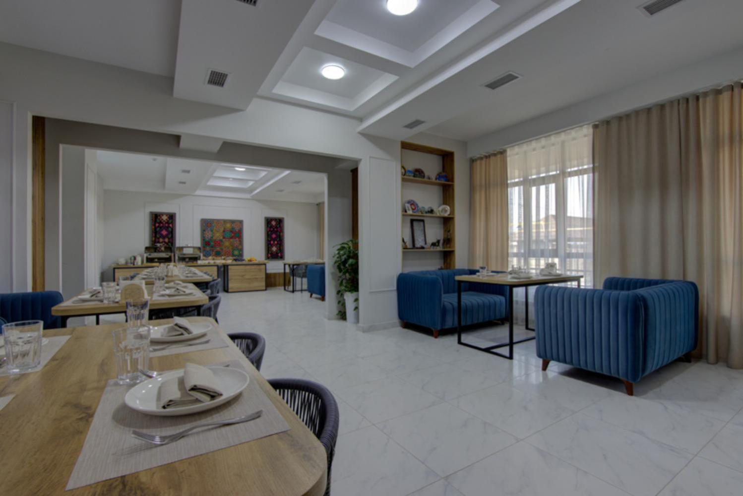 Aisha Hotel Бішкек Екстер'єр фото